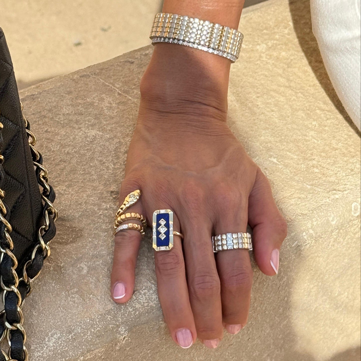 Portal Ring com Lápis Lazúli e Diamantes