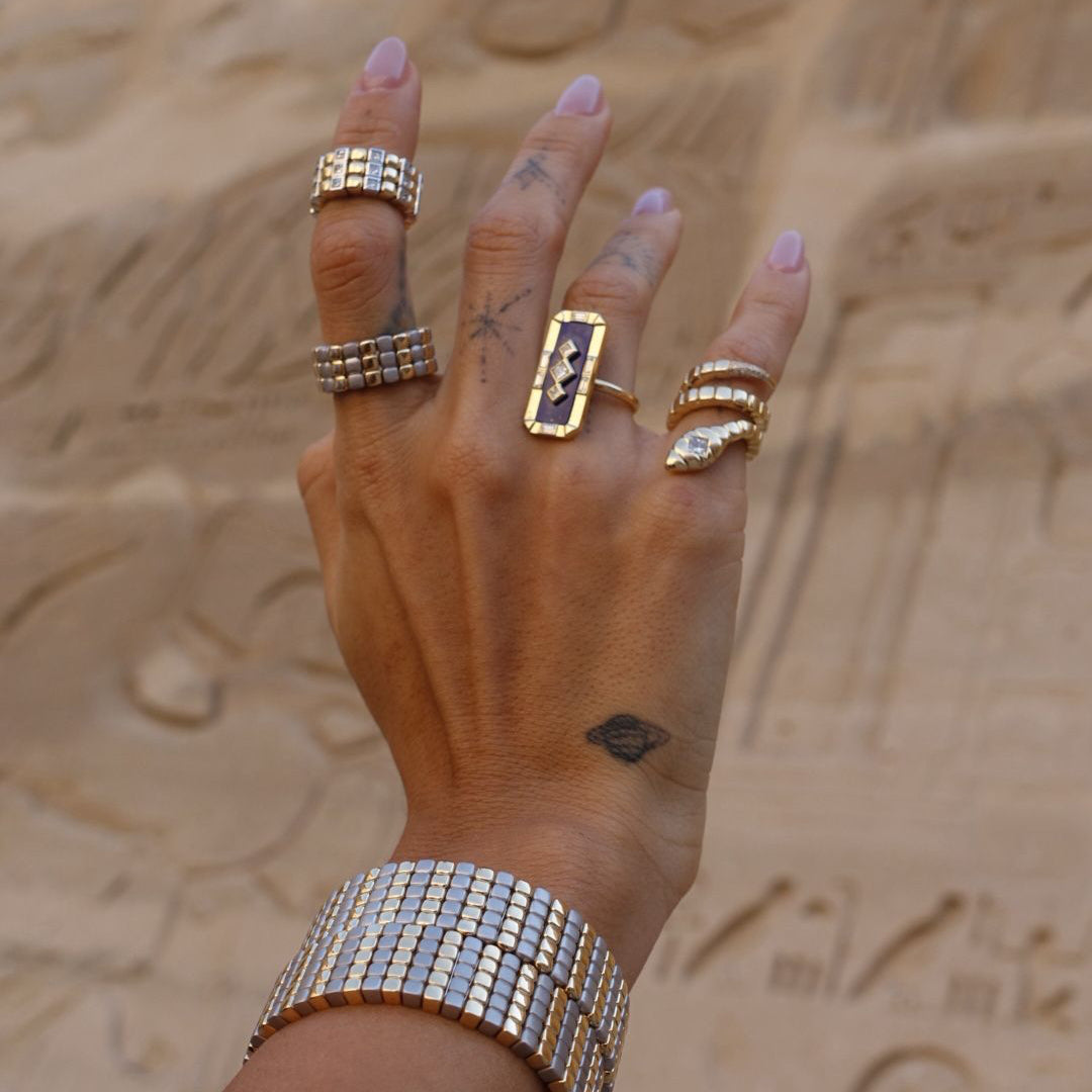 Serpentina Pinky Ring Ouro Amarelo com Diamantes