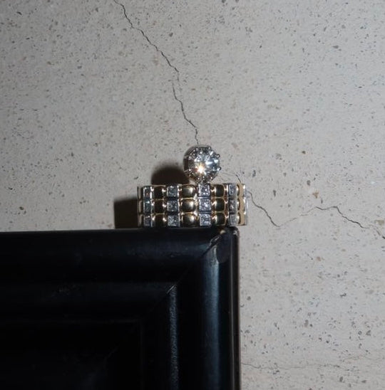 Ouroboros Ring Ouro Branco e Ouro Amarelo com Diamantes