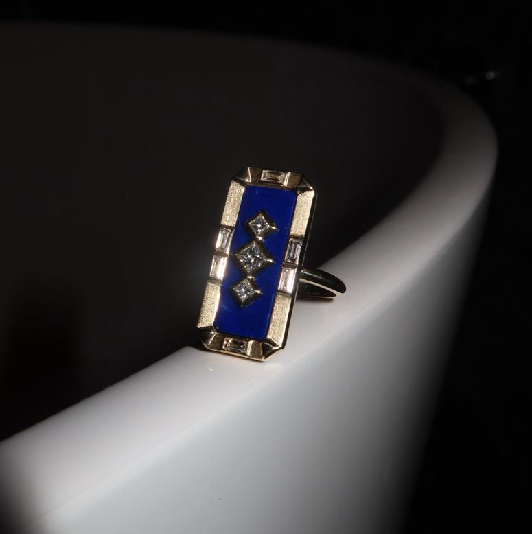 Portal Ring com Lápis Lazúli e Diamantes